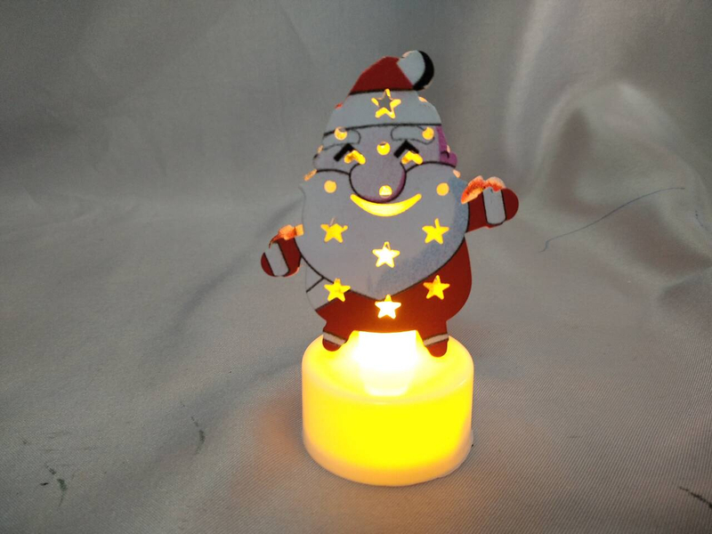 サンタクロース型の卓上装飾装飾（5×3.5×9cm）、ボタンセルバッテリー駆動のLEDライト、ジョリーホリデーアクセント