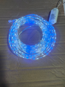 10mの透明なチューブに覆われた銀色の銅線LED弦ライト-740青白LEDが鮮やかな屋内/屋外の装飾照明のための1.4cmの間隔を置いています