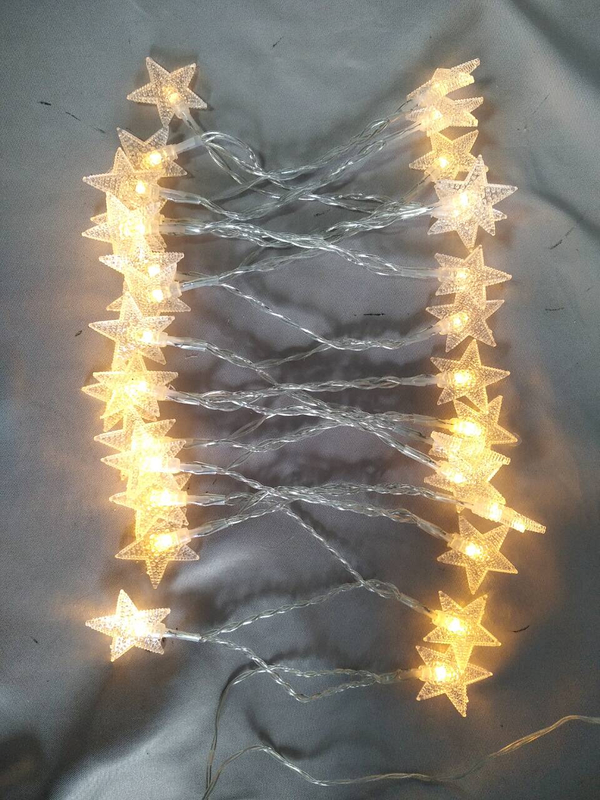 PS星型（点線のテクスチャ）F5 LED電球、8cm間隔、全長240cm、お祝いの装飾用のUSB搭載の8モード照明を備えたString Lights