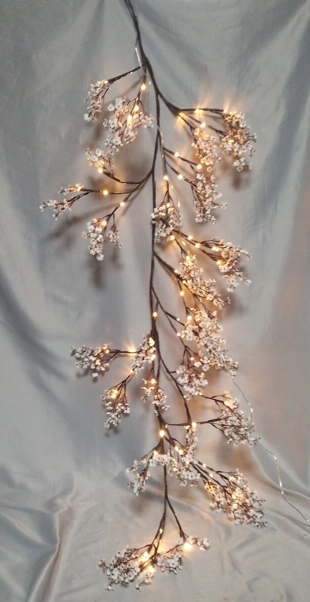 新しい1.5mの人工枯れた枝のつるブドウ&フラワーLEDライトツリー-F4埋め込み70枚の暖かい白い花の岩の屋外/屋外の装飾照明のための新しい