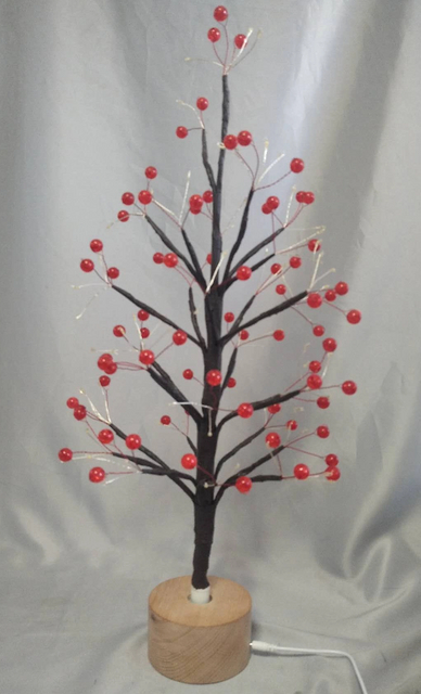 60cmの赤い丸いビーズ乾燥枝の木が木製の回転ベースと
