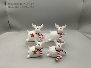 スカーフを持ってジャンプする磁器のトナカイ - 26