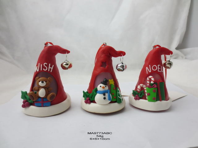 粘土生地 ジンジャーブレッドマンがケーキを抱く - 4