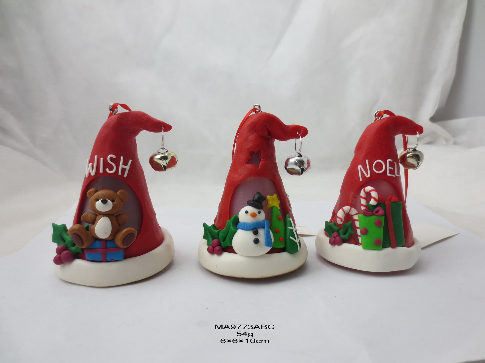 粘土生地 ジンジャーブレッドマンがケーキを抱く - 4