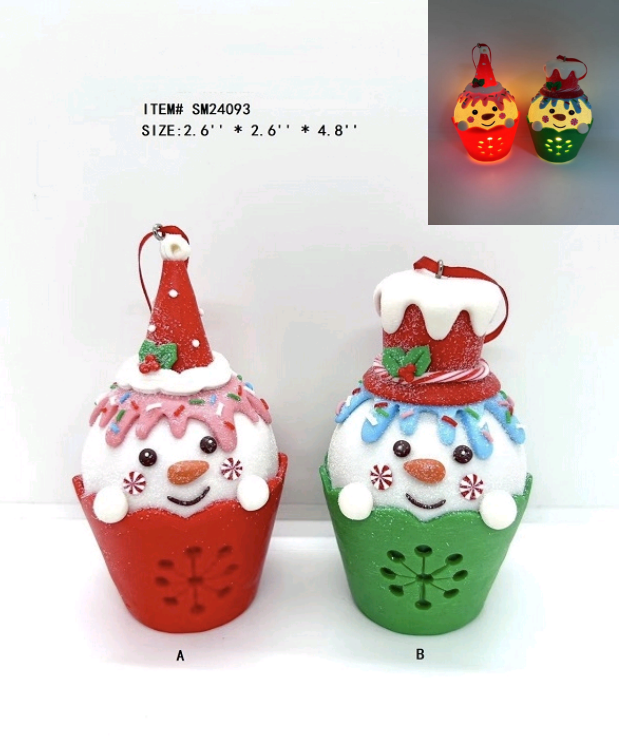 小さなカップに帽子をかぶった粘土生地の雪だるま - 5