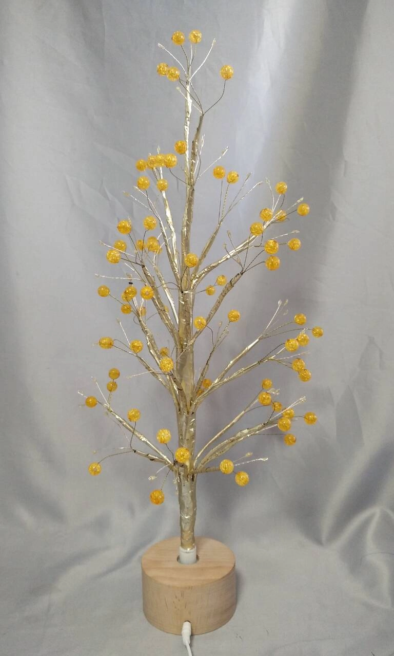 木製の回転ベース付き60cmゴールドラウンドビーズゴールデンツリーランプ