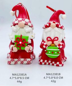 粘土生地のサンタクロースとプレゼント - 48