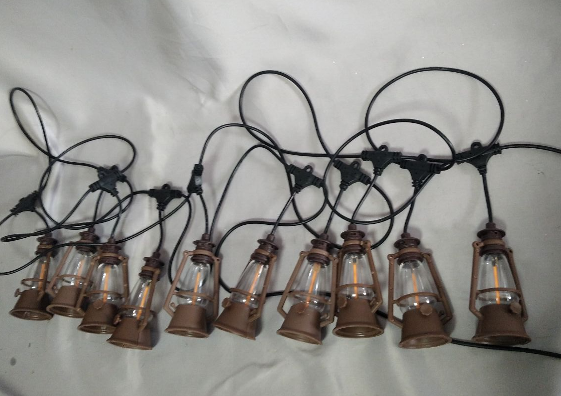 茶色のプラスチックグローブを備えた10枚のヴィンテージ灯油ランプ|火炎効果照明、バッテリー駆動およびポータブル