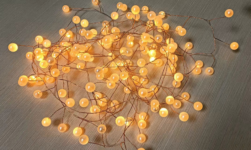 150個のLED電球、3cmの間隔、ビンテージブロンズトーン、祝祭/装飾用の使用のためのスクロールパッケージを備えたパールファイアカラッカー型の銅線ワイヤーライトストリング