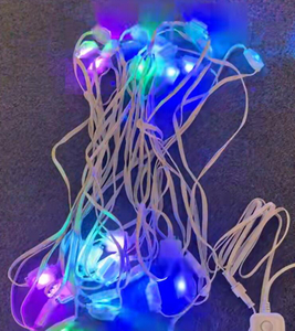 ファンタジールーフエッジ照明-5054 RGB四角いレンズハウジングとビルトインICコントロールボードを備えたRGBカラー変更LED