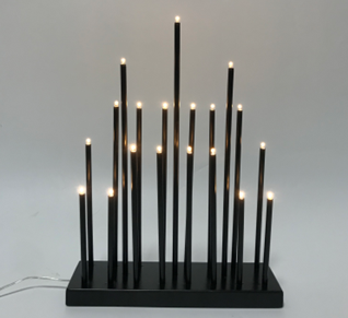 金属製の燭台ライト