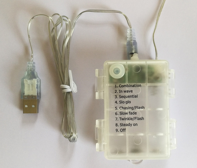 8つの機能屋外バッテリーボックス+USBコネクタ