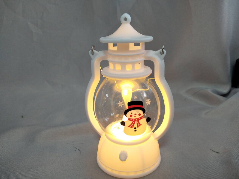 雪だるまをテーマにしたテーブルの装飾（7.5×5.5×13cm）、ボタンセルバッテリー駆動のLEDライト、居心地の良い冬のホリデーアクセント