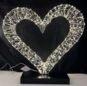 3D ハート、木製ベース 600LED