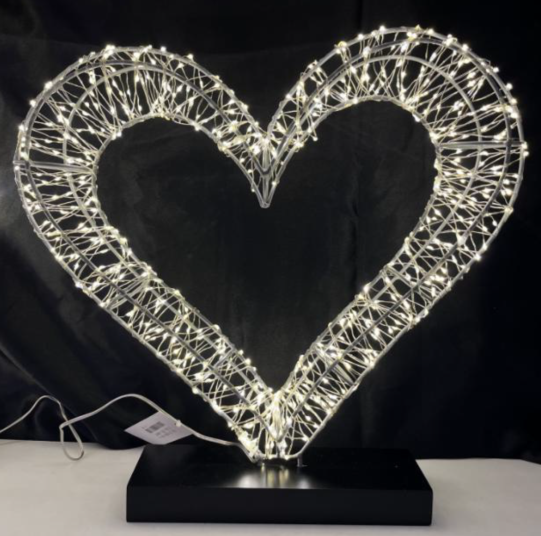 3D ハート、木製ベース 600LED