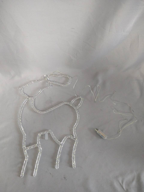 トナカイの形をした59ライト温かい白いLEDストリングライト - 柔軟な銅線のデザイン、お祝いの装飾用の8つのダイナミック照明モードを備えた31x44cmサイズ