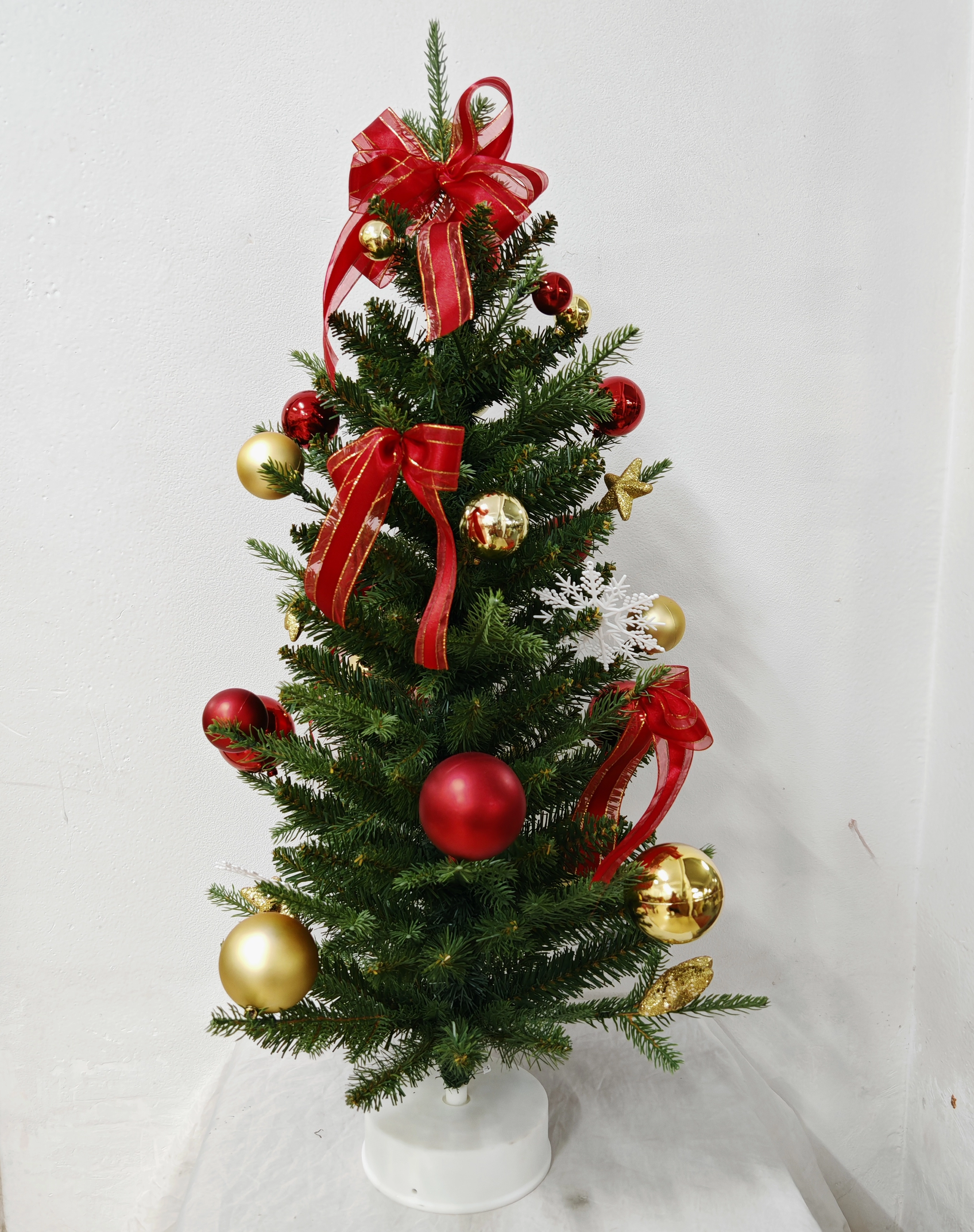 LEDライト付きの90cm回転緑の人工クリスマスツリー